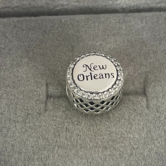 Pandora New Orleans Exclusive Charm - Picture 5 of 5